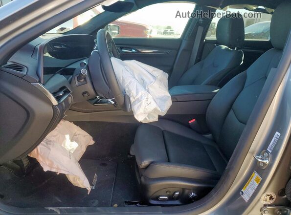 1G6DR5RWXT0100495 2026 CADILLAC CT5 Silver Widok wnętrza z przodu