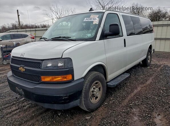 1GAZGNFP2N1189121 2022 CHEVROLET EXPRESS Белый Передняя левая четверть