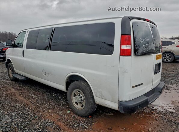 1GAZGNFP2N1189121 2022 CHEVROLET EXPRESS Белый Задняя левая четверть
