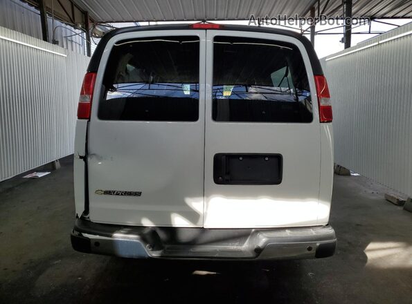 1GAZGPFP9S1218881 2025 CHEVROLET EXPRESS White Вид ззаду