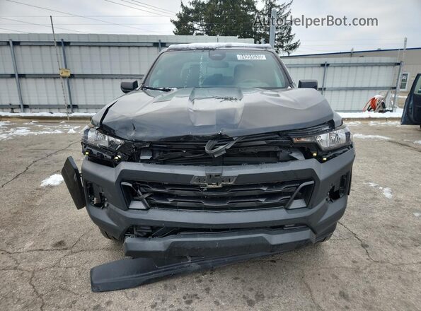 1GCGSBEC7P1262805 2023 CHEVROLET COLORADO Black Widok naklejki z numerem VIN