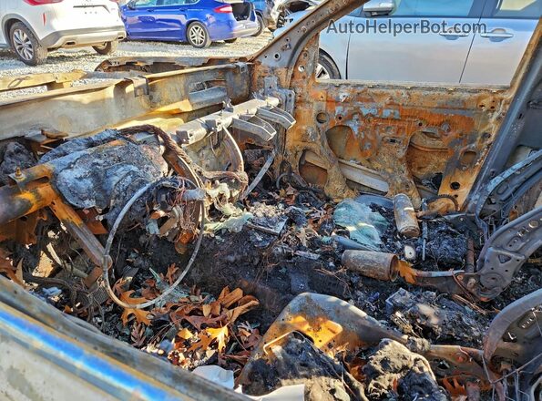 1GCGSCENXL1194968 2020 CHEVROLET COLORADO Пожар Вид салона спереди