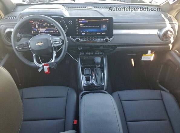 1GCPSCEK4T1113131 2026 CHEVROLET COLORADO Blue Vista del salpicadero