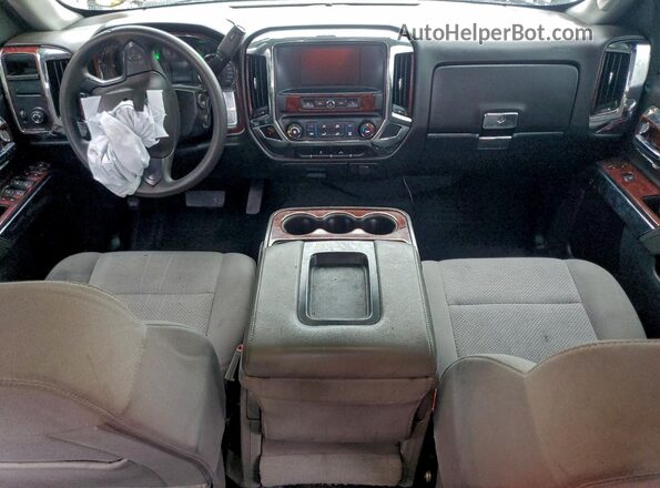 1GCRCPEC0JZ354611 2018 CHEVROLET 1500 Silver Вид панелі приладів