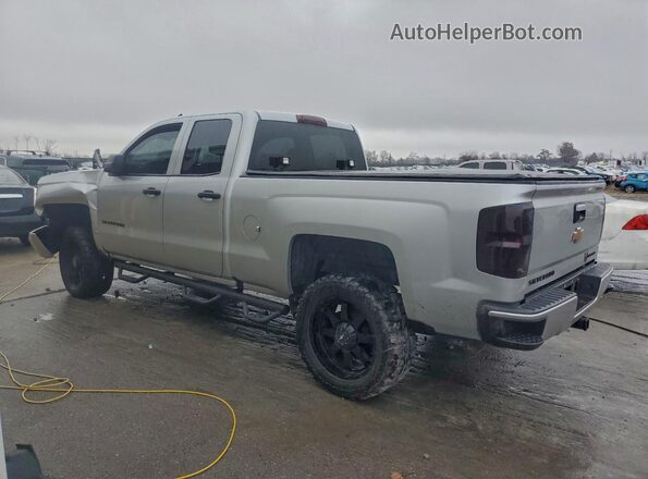 1GCRCPEC0JZ354611 2018 CHEVROLET 1500 Silver Задня ліва чверть