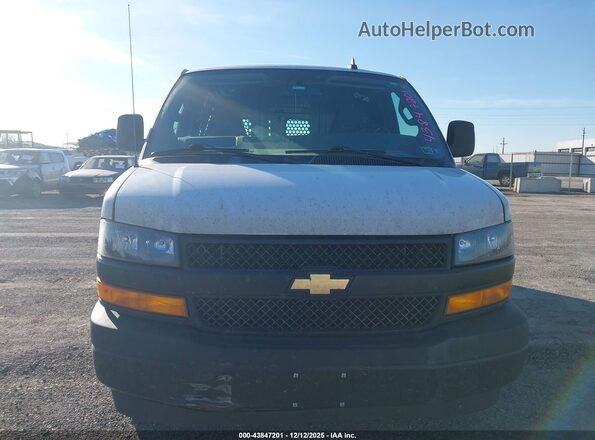 1GCWGAFP1N1217168 2022 CHEVROLET EXPRESS Белый Вид сзади