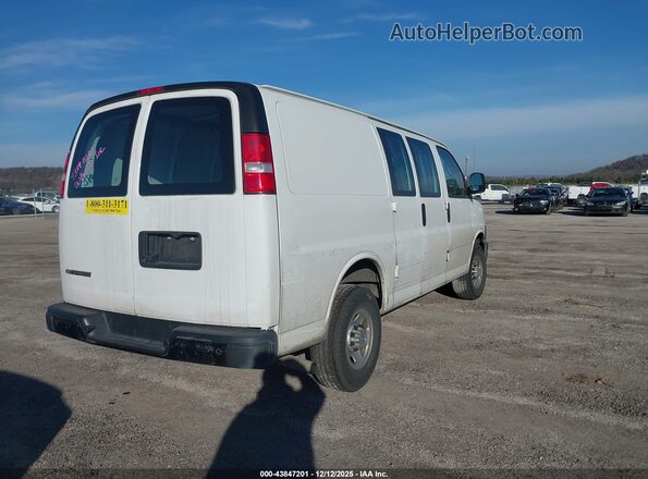 1GCWGAFP1N1217168 2022 CHEVROLET EXPRESS Белый Задняя правая четверть