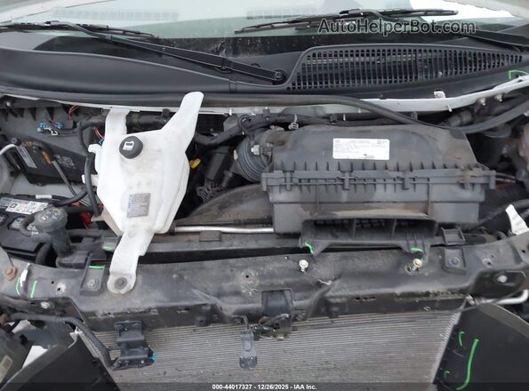 1GCZGGF72P1251901 2023 CHEVROLET EXPRESS White Вид ззаду