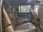 2017 Chevrolet Suburban K1500 Premier Белый vin: 1GNSKJKC2HR355671
