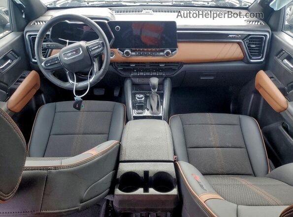 1GTP2DEK7S1249340 2025 GMC CANYON Серый Вид панели приборов