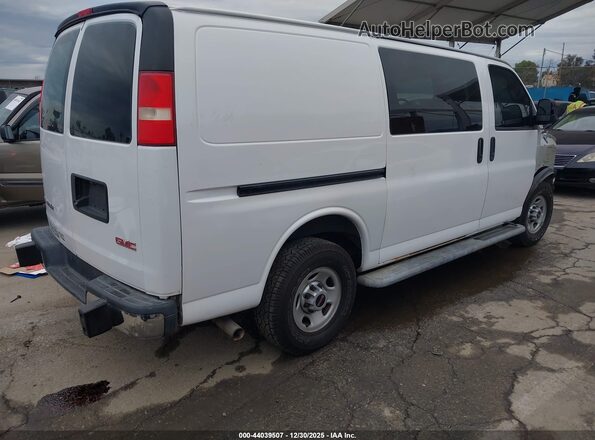 1GTW7AFG7J1214785 2018 GMC SAVANA 2500 White Tył prawy