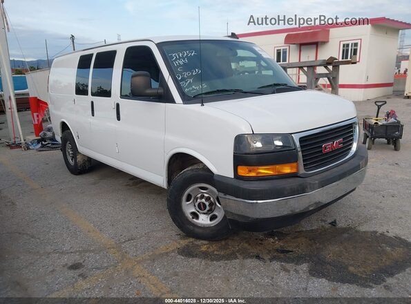 1GTW7AFGXK1340432 2019 GMC SAVANA 2500 Белый Передняя правая четверть