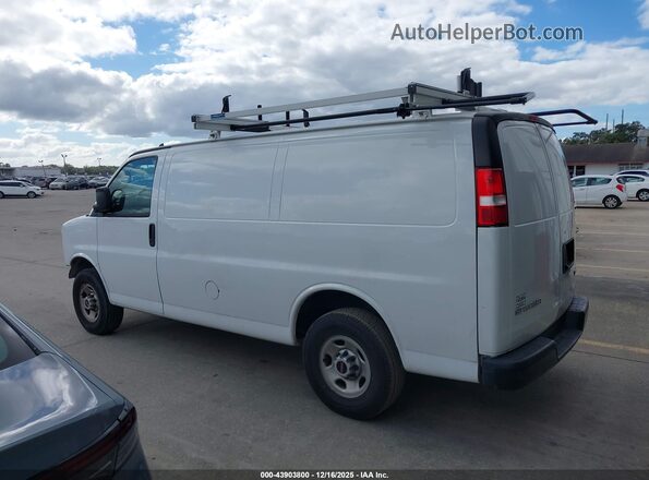 1GTW7AFP3P1151418 2023 GMC SAVANA CARGO White 