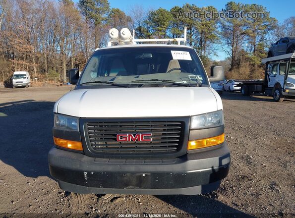 1GTW7AFP7K1295904 2019 GMC SAVANA 2500 White Widok zestawu wskaźników