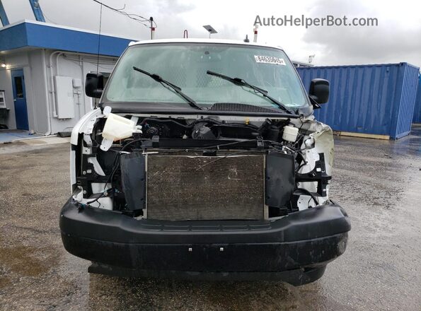 1GTW7AFPXM1204062 2021 GMC SAVANA White Widok z tyłu