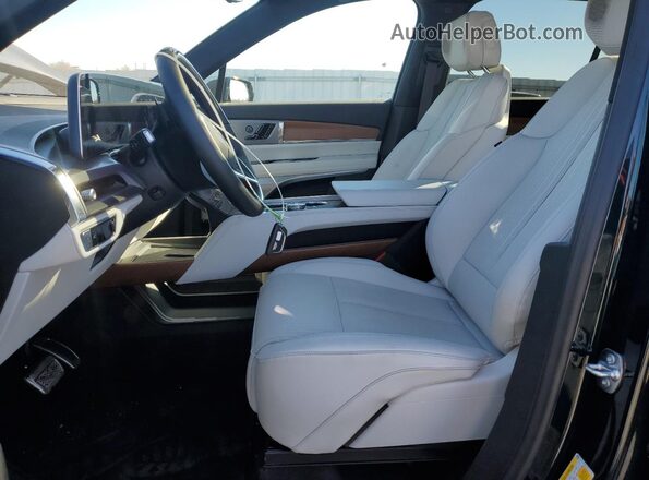1GYC3KMLXTZ704706 2026 CADILLAC VISTIQ Green Widok wnętrza z przodu