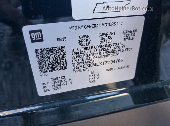 1GYC3KMLXTZ704706 2026 CADILLAC VISTIQ Green Widok naklejki z numerem VIN
