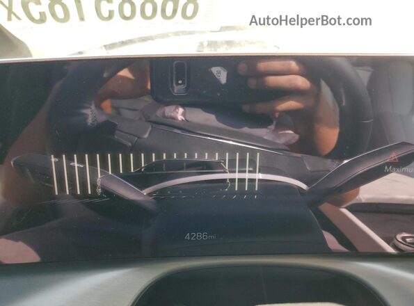 1GYC3NML4TZ700989 2026 CADILLAC VISTIQ Черный Вид щитка приборов