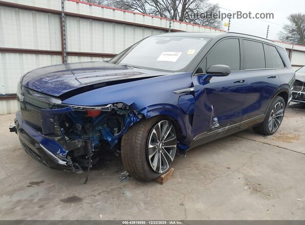 1GYC3NML5TZ701875 2026 CADILLAC VISTIQ Синий Передняя левая четверть