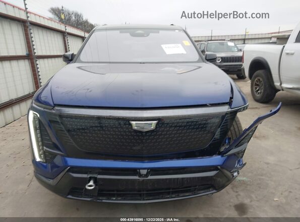 1GYC3NML5TZ701875 2026 CADILLAC VISTIQ Синий Вид задней части салона