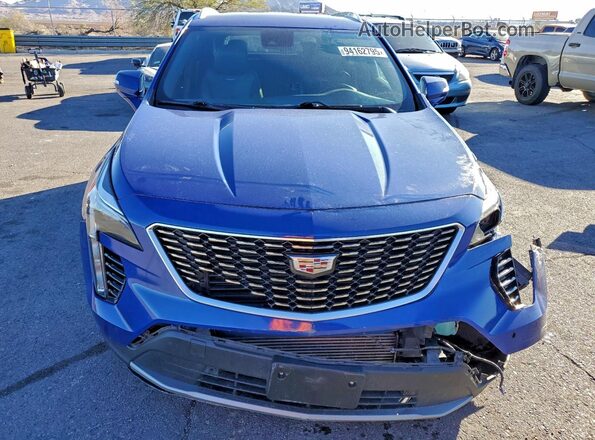 1GYFZDR41NF120725 2022 CADILLAC XT4 Blue Вид спереду