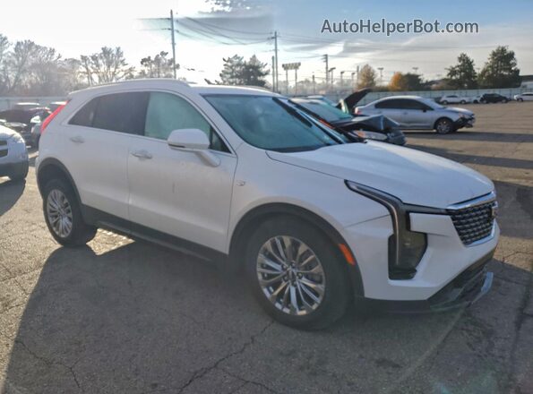 1GYFZDR46RF196303 2024 CADILLAC XT4 Белый Передняя правая четверть