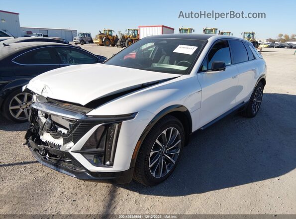 1GYKPVRL7RZ121464 2024 CADILLAC OTHER Белый Передняя левая четверть