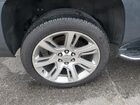 2020 Cadillac Escalade Luxury Серый vin: 1GYS4BKJ8LR147451 Damage: Right Rear Wheel, Curb Rash, 1/2 To 1 Inch