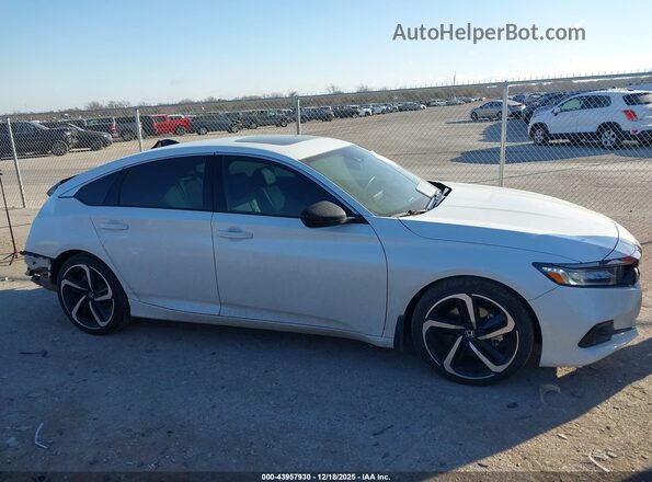 1HGCV2F34NA023912 2022 HONDA ACCORD Белый Вид задней части салона
