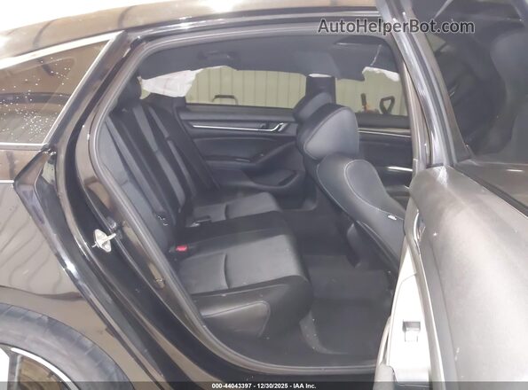 1HGCV2F36JA012873 2018 HONDA ACCORD Черный Вид наклейки с VIN-кодом