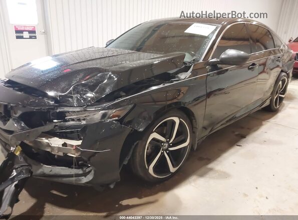 1HGCV2F36JA012873 2018 HONDA ACCORD Черный Вид спереди