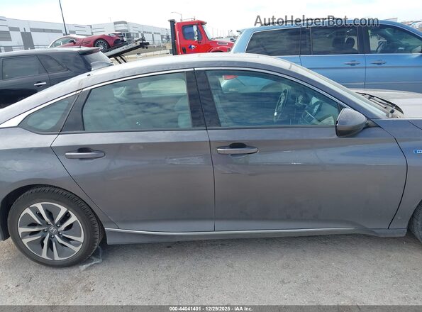 1HGCV3F45KA022357 2019 HONDA ACCORD HYBRID Gray Vista interior trasera