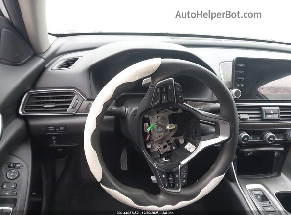 1HGCV3F48LA016957 2020 HONDA ACCORD HYBRID White Vista de los asientos traseros