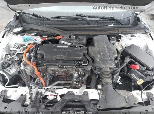 1HGCV3F48LA016957 2020 HONDA ACCORD HYBRID White Vista trasera