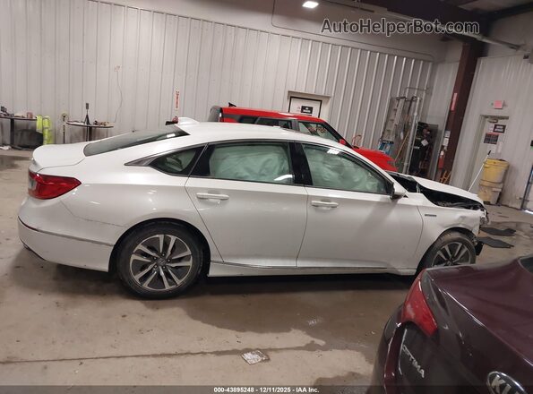 1HGCV3F52LA016736 2020 HONDA ACCORD HYBRID Белый Вид задней части салона