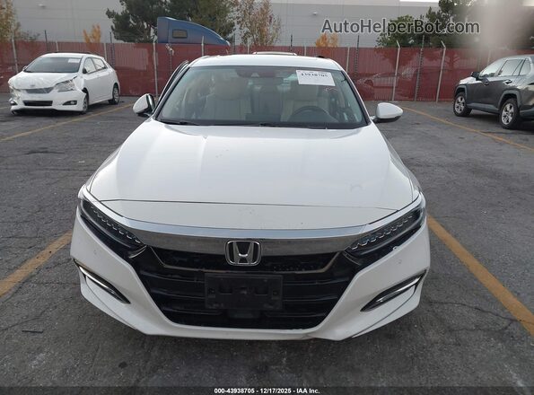 1HGCV3F93KA012504 2019 HONDA ACCORD HYBRID White Vista del cuadro de instrumentos