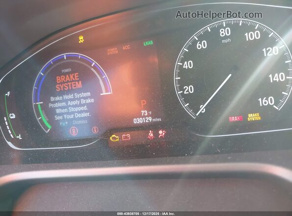 1HGCV3F93KA012504 2019 HONDA ACCORD HYBRID White Vista de los asientos traseros