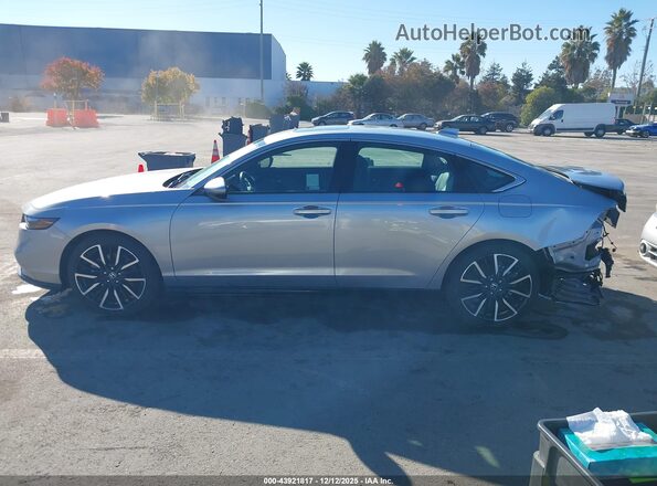 1HGCY2F84RA044882 2024 HONDA ACCORD HYBRID Silver სალონის 360-გრადუსიანი ხედი