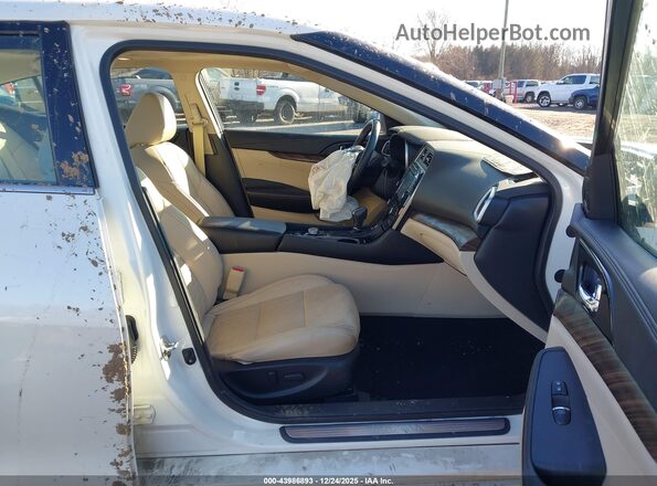1N4AA6AP0JC389051 2018 NISSAN MAXIMA White Вид салону спереду