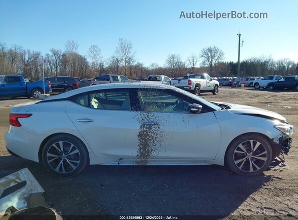 1N4AA6AP0JC389051 2018 NISSAN MAXIMA White Вид задньої частини салону