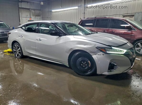 1N4AA6AV1KC361436 2019 NISSAN MAXIMA Серебряный Передняя правая четверть