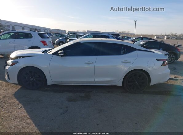 1N4AA6AV3KC371630 2019 NISSAN MAXIMA Белый Панорамный вид салона 360°