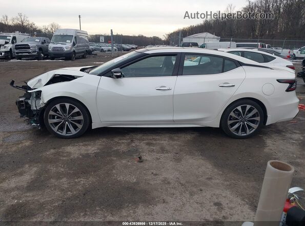 1N4AA6FV2PC502563 2023 NISSAN MAXIMA PLATINUM Белый Панорамный вид салона 360°