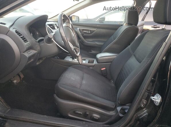 1N4AL3AP8GC256149 2016 NISSAN ALTIMA Black Front interior view