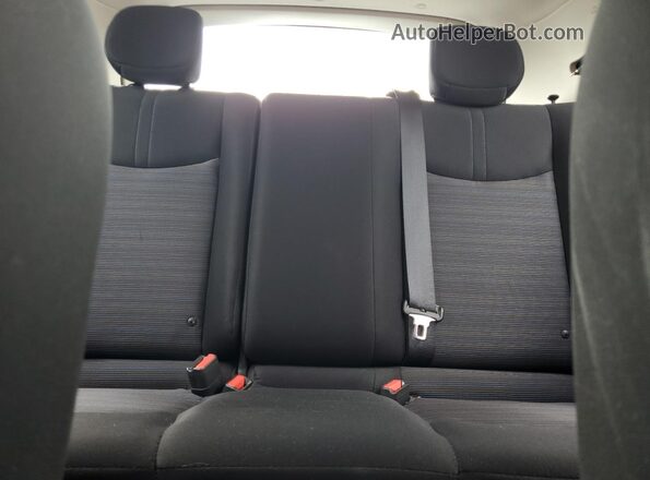 1N4AZ1CP3JC309900 2018 NISSAN LEAF Red Rear seats view
