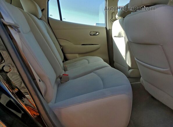 1N4BZ0CP8GC300925 2016 NISSAN LEAF Черный Вид задней части салона