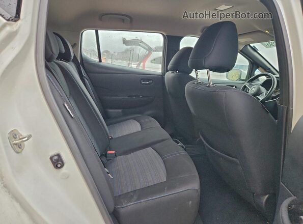 1N4CZ1CV4PC555502 2023 NISSAN LEAF White Widok tylnych siedzeń