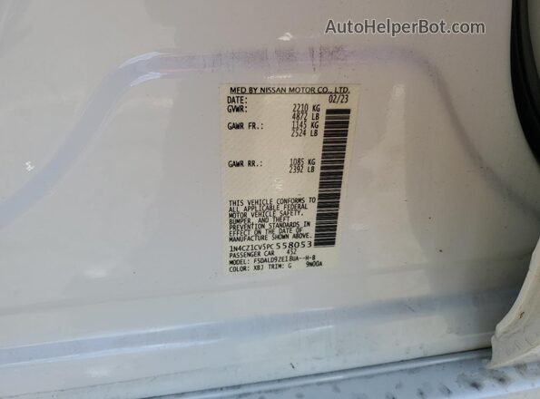 1N4CZ1CV5PC558053 2023 NISSAN LEAF White Widok komory silnika