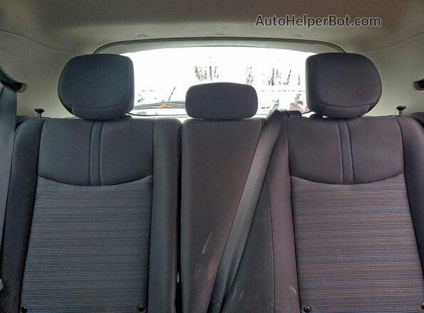 1N4CZ1CV9SC557707 2025 NISSAN LEAF Серебряный Вид задних сидений
