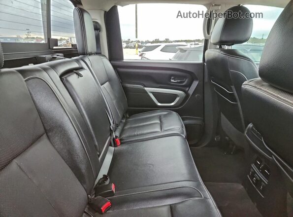1N6BA1F47GN509342 2016 NISSAN TITAN Желтый Вид задних сидений